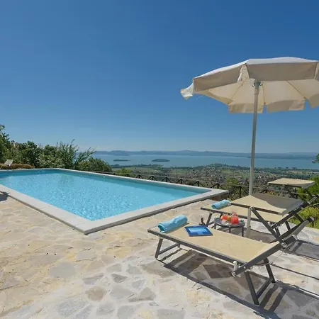Antiche Pietre 10, Emma Villas Tuoro sul Trasimeno