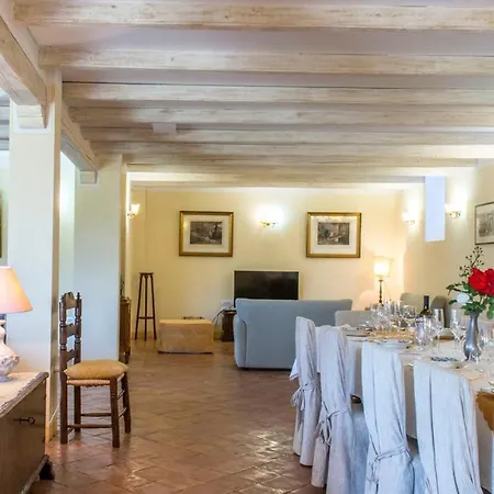 Antiche Pietre 10, Emma Villas Villa