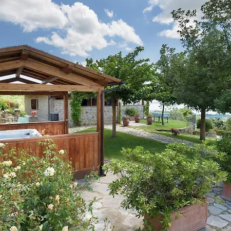 Antiche Pietre 10, Emma Villas Tuoro sul Trasimeno
